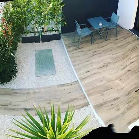 Cosy Dans L'esterel Proche شقة