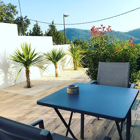 Cosy Dans L'esterel Proche شقة