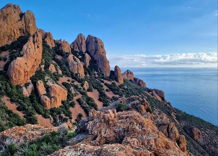 Cosy Dans L'esterel Proche Saint-Jean-de-l'Esterel