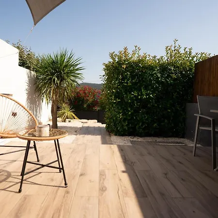 Cosy Dans L'esterel Proche شقة *